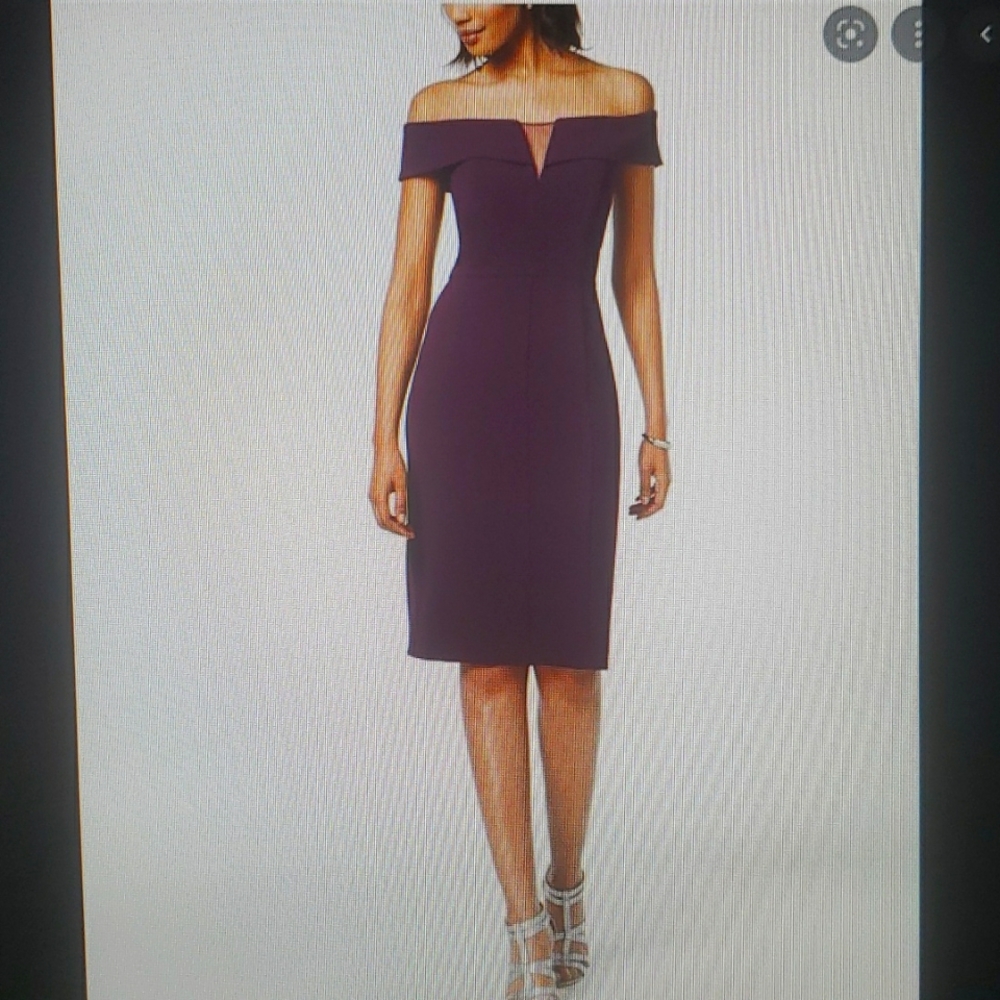 NWT Vince Camuto Off the Shoulder Crepe Sheath Dress